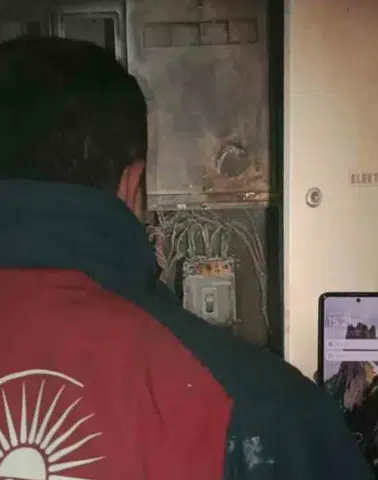 Van’da Korkutan Yangın! Oteldeki Alevler Kontrol Altına Alındı