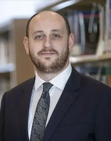 AK Parti'de Net Mesaj: Yanlışa Düşenin Bu Çatıda Yeri Yok!