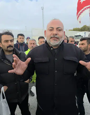 Kapıkule'de Vize Krizi: Türk Tır Şoförleri Çözüm Bekliyor