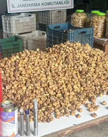 İncirleri Lavabo Açıcıyla Beyazlatmışlar: 3 Ton İncire El Konuldu