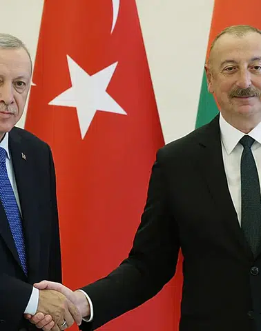 Bakü'den Ankara'ya Sert Tepki: İçişlerimize Müdahale Etmeyin