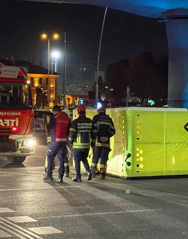 Köprüde İntihar Girişimi: Polis Ekipleri H.A.'yı İkna Etti