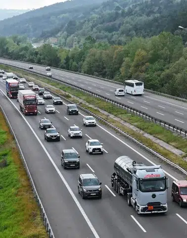 Kurban Bayramı Dönüşü Bolu'da Trafik Tedbirleri: Kamyon, Çekici ve Tankerlere Kısıtlama