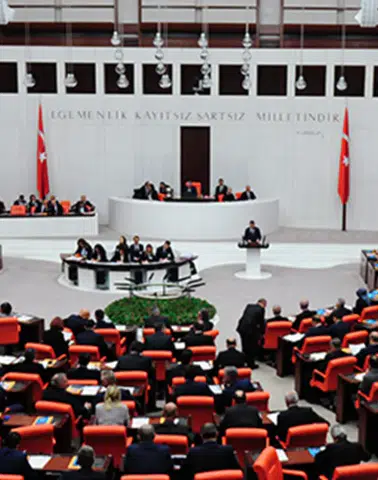 12. Yargı Paketi Adalet Komisyonu'ndan kabul edildi