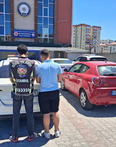 Trafikte Öfke Patlamasının Bedeli Ağır Oldu! Attığı Yumruk Başına Öyle Bir İş Açtı Ki...
