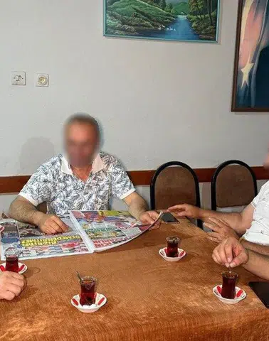 Yargıtay'dan emsal karar: Kahvehanede zaman geçirmek boşanma sebebi