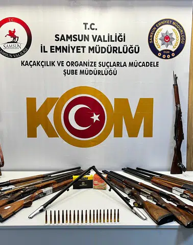 Samsun Atakum'da Silah Operasyonu: Çok Sayıda Mauzer ve Tüfek Yakalandı