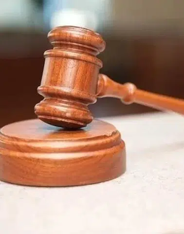 Yargıtay'dan emsal karar: Mesai arkadaşına 'salak' dedi, pahalıya patladı