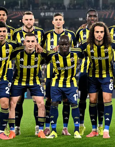 Fenerbahçe'de Son Dakika Şoku! Kadrodan Çıkarıldı, Kante İse Döne...