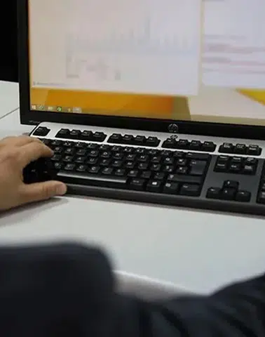AYM, noterlerin tatil günlerinde çalışmasının yönetmelikle düzenlenmesini iptal etti