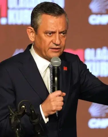 Özgür Özel'in kuracağı parti için tarih belli oldu: Masada 3 isim seçeneği var