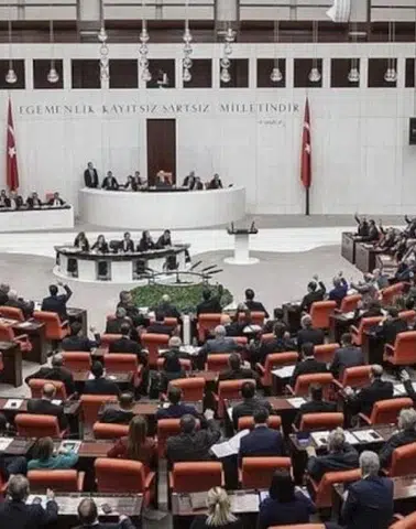 TSK ile ilgili düzenlemeleri de içeren kanun teklifi, TBMM Genel Kurulunda kabul edildi