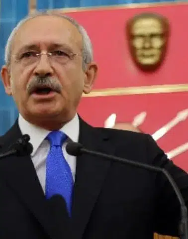 CHP’de belediye başkanlarına net mesaj: Tarafınızı seçin!