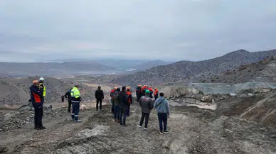 Divriği'de Maden Faciası: Kurtarma Çalışmaları Gün Ağarınca Sürüyor