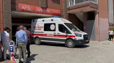 Öğrenciler Tavuk Dürüm Sonrası Zehirlendi: 19 Öğrenci Hastanede!