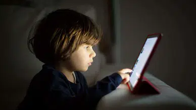 Çocuklarda Ekran Bağımlılığına Dikkat: Sessiz Bir Kriz Kapıda!