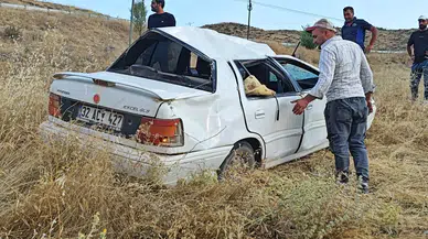 Isparta'da Direksiyon Hakimiyeti Kayboldu: Otomobil Şarampole Devrildi