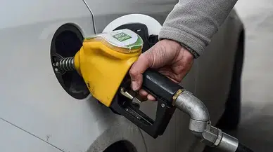 Depoları doldurmak için acele edin! Akaryakıta dev zam geliyor, bu gece fiyat değişiyor