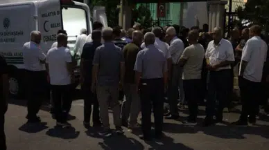 İş Adamı Evinde Ölü Bulundu