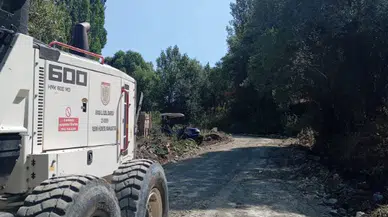 Suşehri’nde Köylerde Altyapı ve Yol Çalışmaları Sürüyor