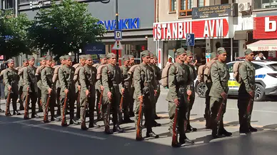 Sivaslılar Provalara Akın Etti: İnönü Bulvarı’nda Bando Eşliğinde Zafer Yürüyüşü