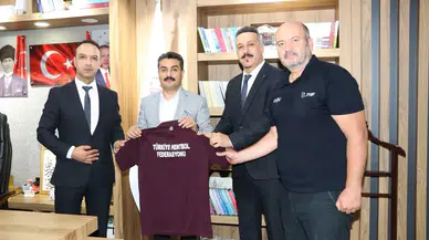 Sivaslı Öğretmenler Ankara'daki Dev Organizasyonda Düdük Çalacak