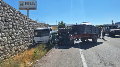 Nevşehir'de Vinç İle Traktör Çarpıştı: 4'ü Çocuk 6 Kişi Hastaneye Kaldırıldı