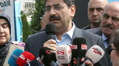 Sivas Kent Meydanı’nda Demokrasi Kürsüsü: “Sivas’a Dair 1 Fikir” Projesi Başlatıldı!