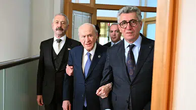 MHP Genel Merkezi'nde Sarallar ve Şahinler Aileleri Buluştu