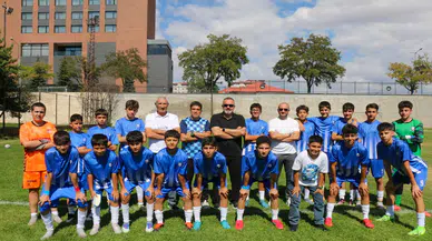 Sivas’ta U-15 4 Eylül Futbol Turnuvası Başladı