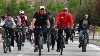 Sivas'ta Dev Buluşma: Türkiye Pedallıyor Rüzgarı Esti!