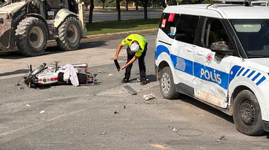 Kahramanmaraş’ta motosiklet polis aracına çarptı: 2 yaralı