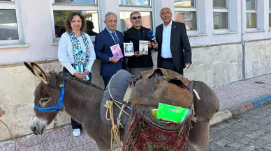 Eşeği Karakaçan İle Köy Köy Gezerek Eğitime Hayat Verdi
