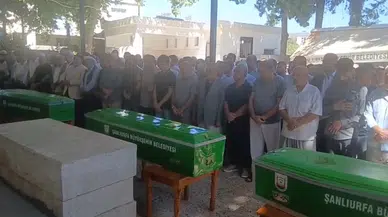 Bozova'daki Katliam Gibi Kazada Acı Veda! Aynı Aileden 4 Kişi Yan Yana Defnedildi