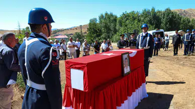 Kalp Krizi Sonucu Hayatını Kaybeden Korucu Yüksel Demir Son Yolculuğuna Uğurlandı