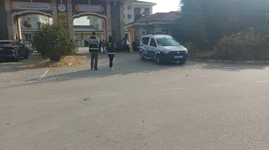 Afyonkarahisar’da Okul Çevreleri ve Parklarda Dev Denetim: 2 Aranan Şahıs Yakalandı!