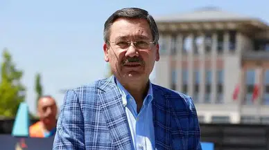 Bülent Arınç’tan Melih Gökçek açıklaması: “Savcı çağırırsa koşa koşa giderim”