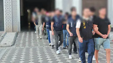 Kocaeli’de 4,5 Milyon Liralık Borsa Dolandırıcılığına 8 İlde Operasyon