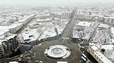 Sivas’ta Etkili Olan Dondurucu Soğuk Hayatı Olumsuz Etkiliyor