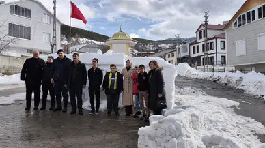 Sivas’ta Kardan Yapılan Tarihi Valilik Maketi Büyük İlgi Gördü