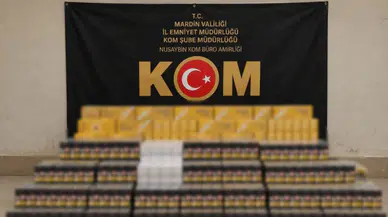 Polis Aracı Durdurdu! İçinden Çıkanlar Şaşkına Çevirdi