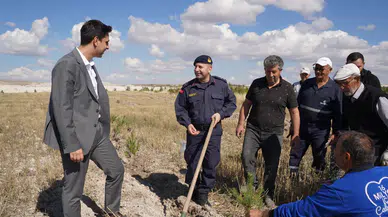 Sivas Turnalı Köyünde Öğrencilerle Fidan Dikme Etkinliği