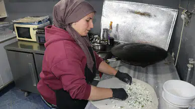 Kanser Tedavisi Gören Çocuğu İçin Direnen Annenin Mücadelesi
