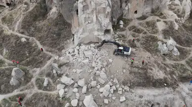Nevşehir Göreme'de Yıkılan Peribacası Havadan Görüntülendi