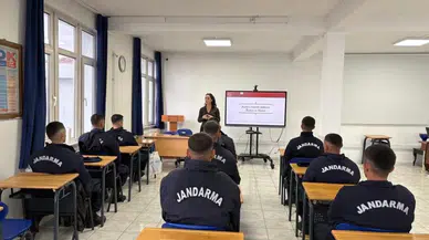 Zonguldak'ta Jandarma Erlerine Kadına Şiddetle Mücadele Eğitimi