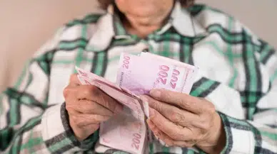 Milyonlarca Emekliye Müjde: Yeni Maaş Düzenlemesinde Kritik Detay