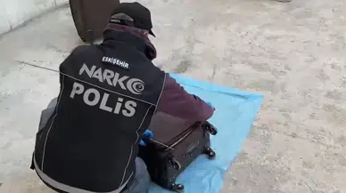 Polis 3 Ayrı Operasyon Düzenledi! 1 Kilodan Fazla Uyuşturucu Çıktı