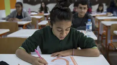 Eğitim'de devrim! Ortaokul ve liselerde yeni dönem başlıyor...