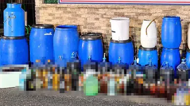 Kaçak İçki İmalathanesine Baskın: 1 Ton Sahte İçki Yakalandı!
