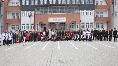 Sivas’ta Şampiyon Öğrencilerden Folklor Gösterisi! Okulda Neler Yaşandı?